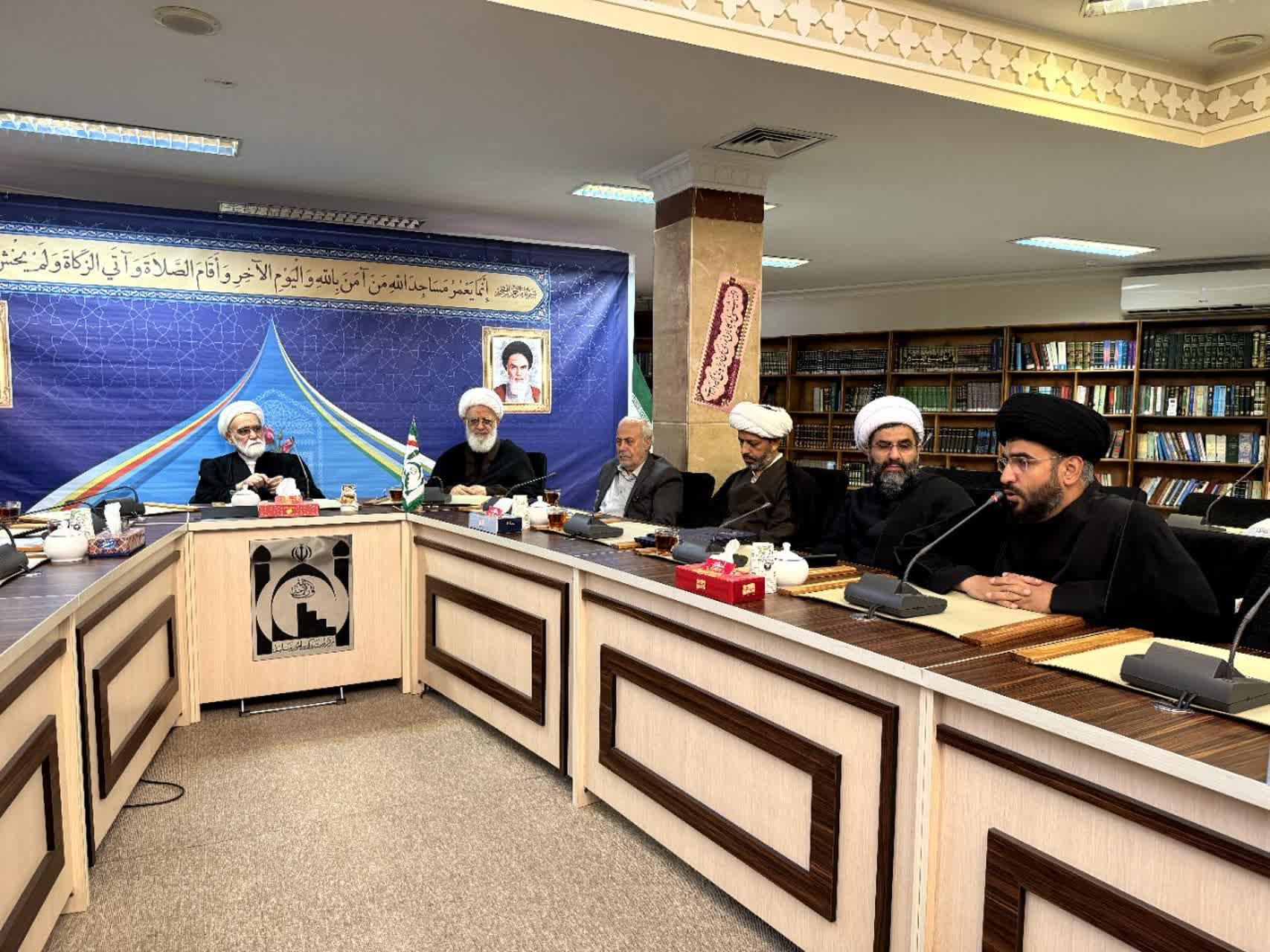 نماینده ولی فقیه در جمعیت هلال احمر: مساجد به‌عنوان نهادی دینی و فرهنگی باید مرکز فعالیت‌های اجتماعی باشد
