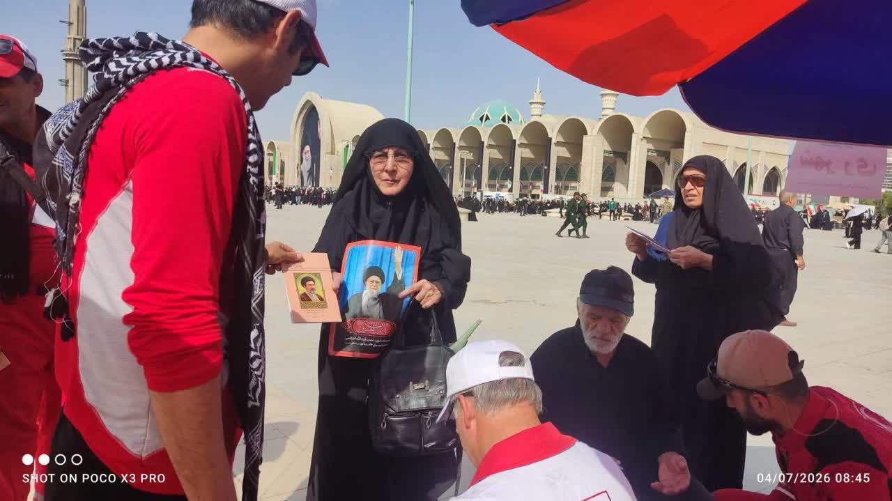 تشییع و وداع با پیکر رهیر شهید