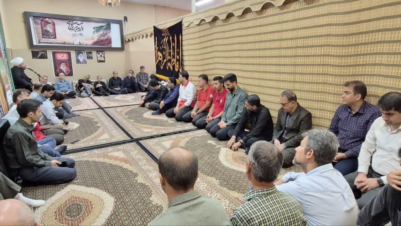 بزرگداشت رهبر شهید