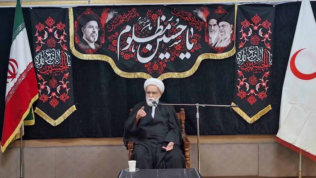 حجت‌الاسلام‌والمسلمین معزی: سیره رهبر شهید، الگوی عملی خدمت بی‌منت و مقاومت برای امدادگران است